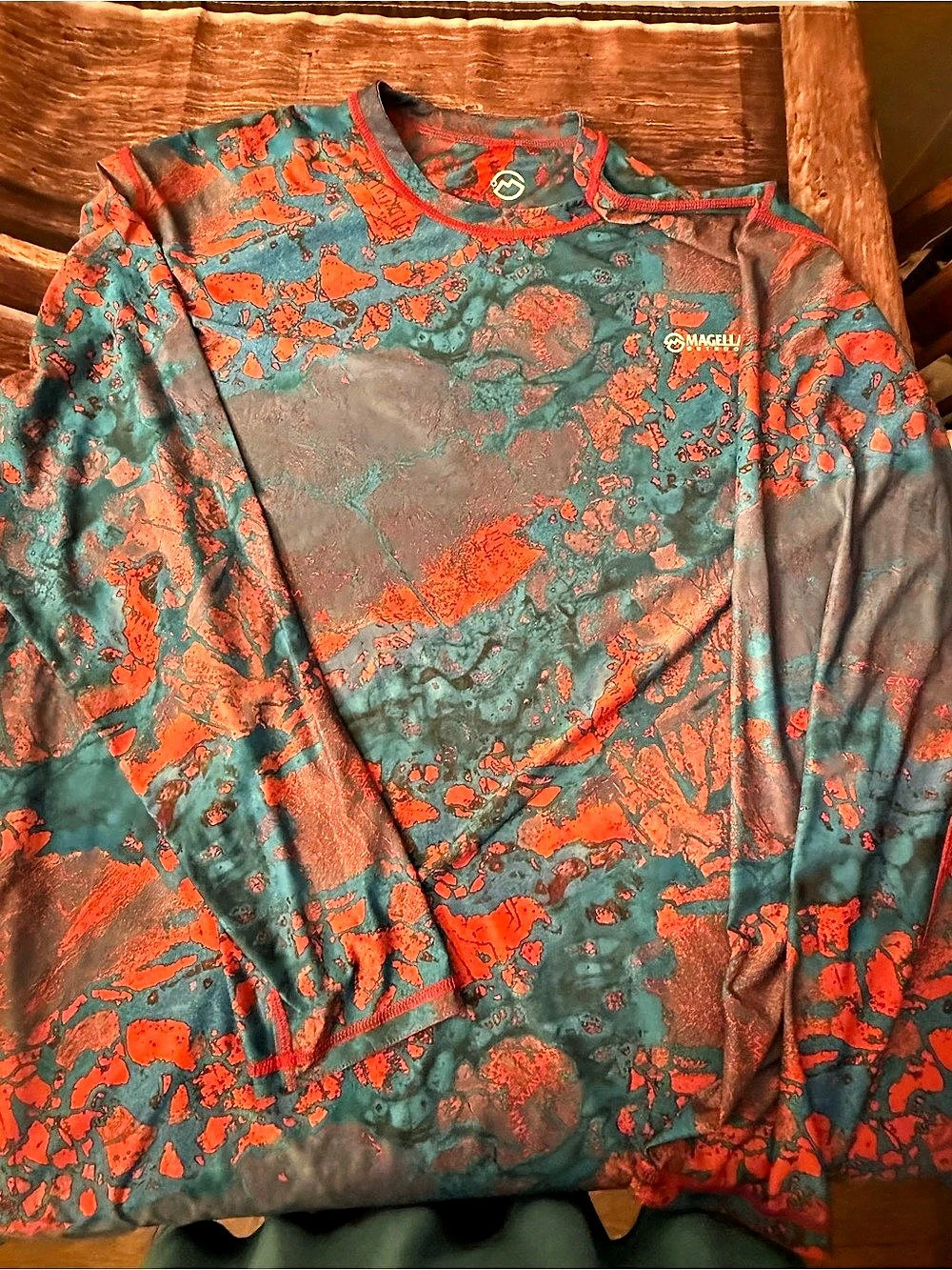 Magellan Outdoors Realtree Fish Ombre Long Sleeve Fishing Shirt Red & Blue 3XL